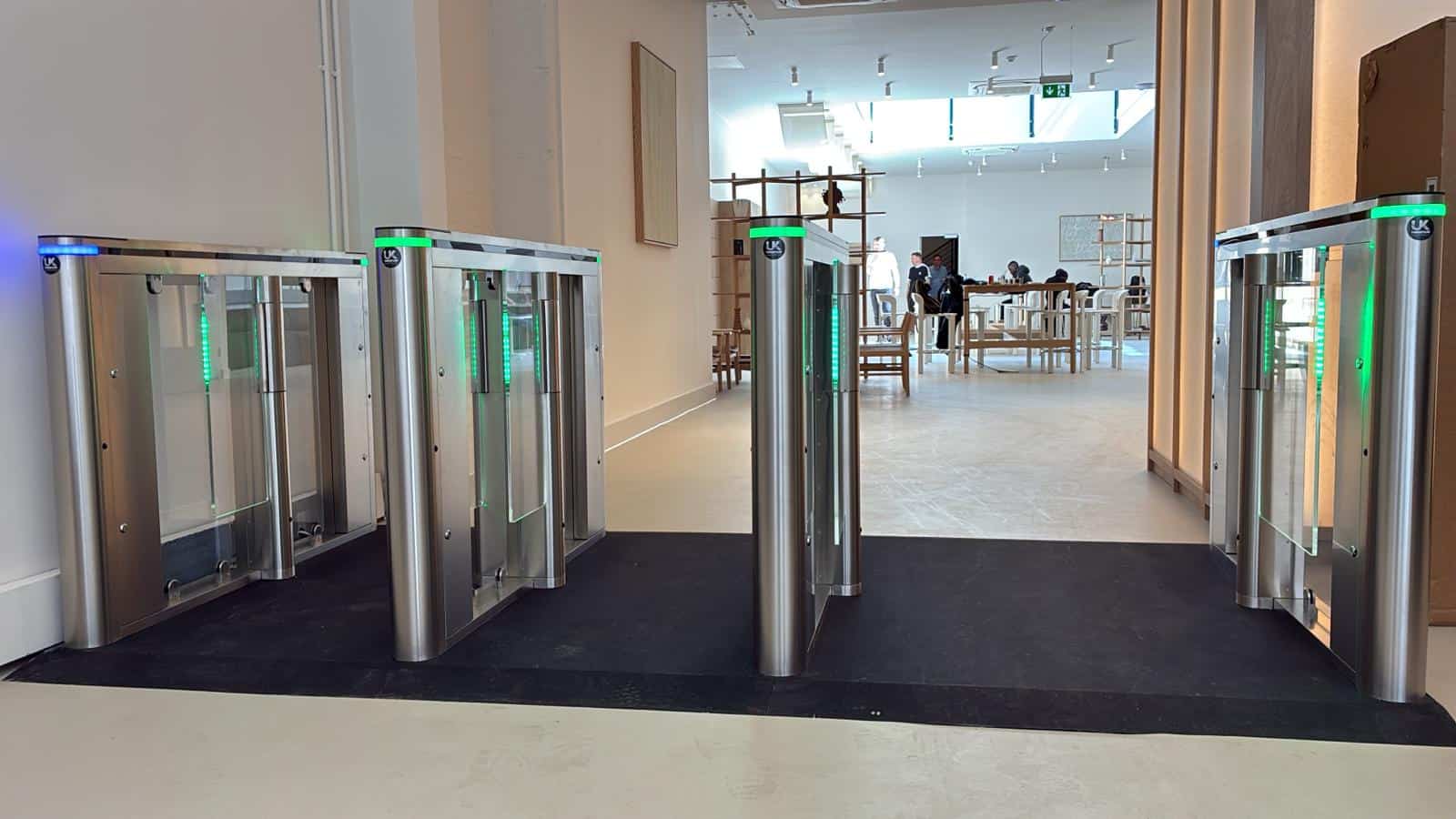 EC1 uk25 speed gates 1