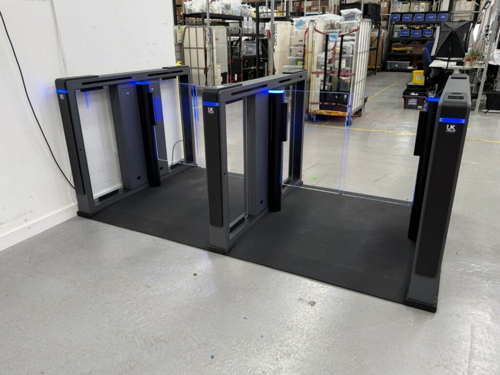 Case studies UK Turnstiles project: dual speed gates installed at a building entrance