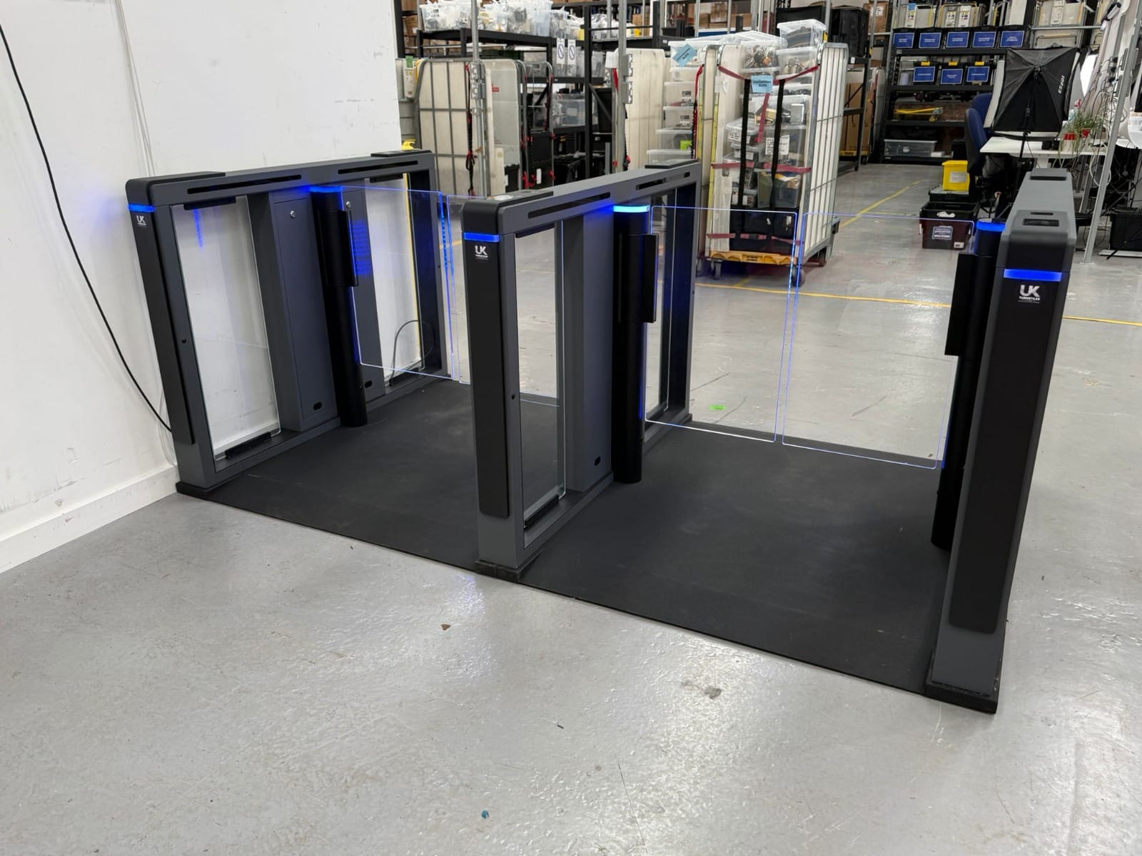 UKT 29 Speed Gates at Vintage Cash Cow